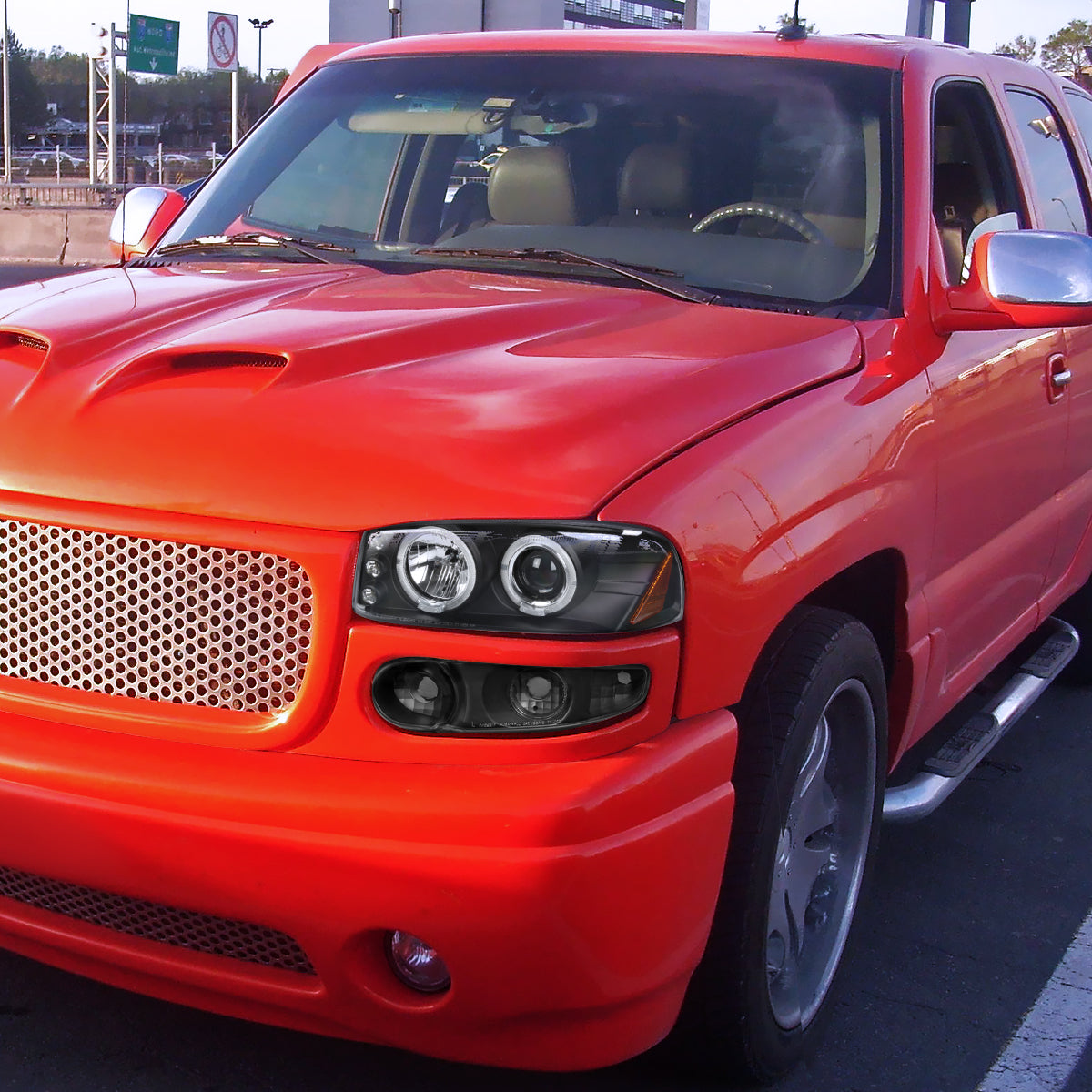 Ronnin - Fits 2000-2007 GMC Sierra Yukon XL Denali Bumper Turn Signal Lights  Replacement Pair | Black