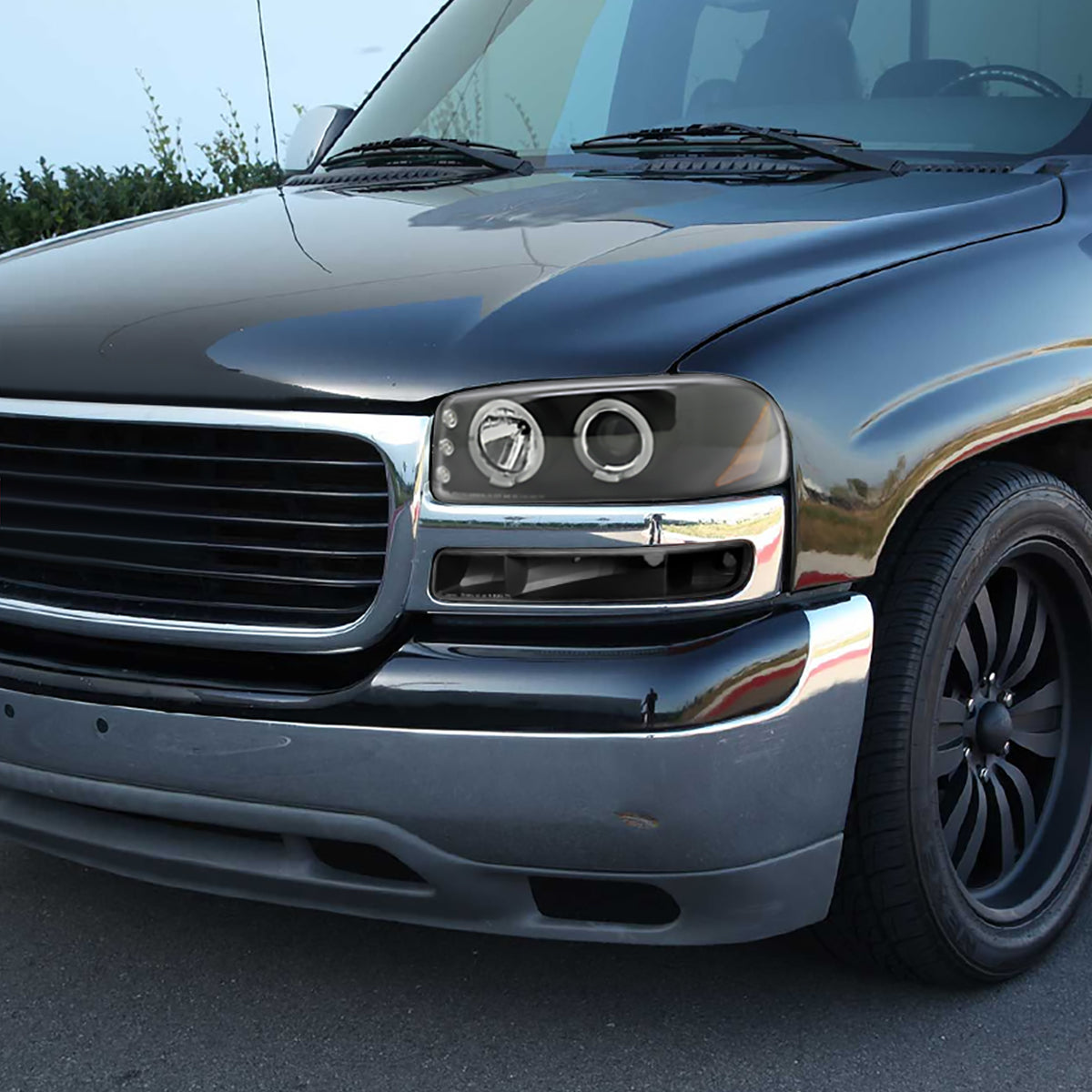 Ronnin - Fits 1999-2007 GMC Sierra Classic Yukon XL Bumper Lights Turn Signal Lamps Replacement Assembly Pair | Black