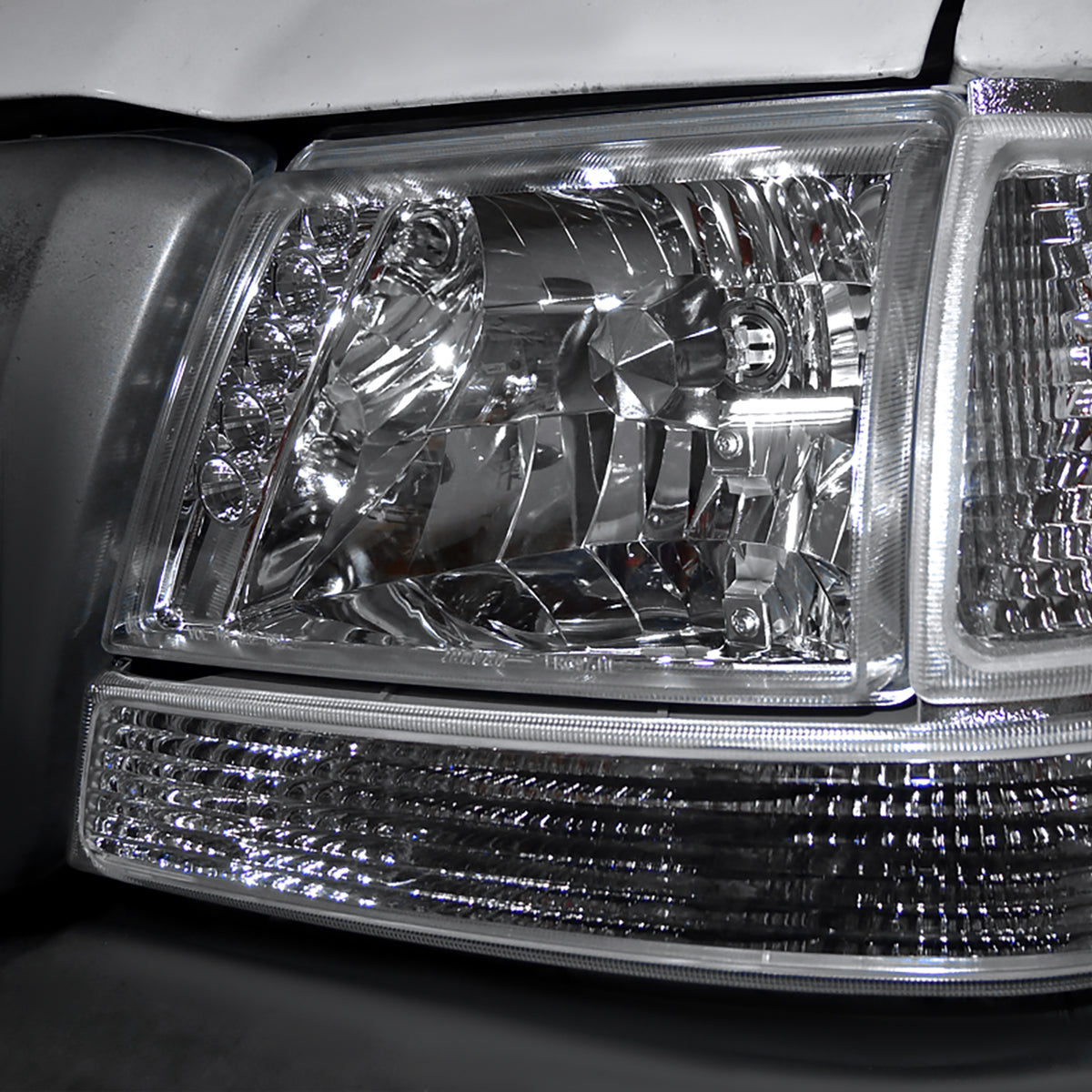 Ronnin - Conjunto de faros delanteros LED de repuesto mejorados para Ford Ranger 1998-2000 | Cromado