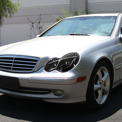 Ronnin - Compatible con Mercedes Benz C230 C240 C280 C320 Sedán 2001-2007 Faros delanteros con proyector de tubo LED y luces de circulación diurna, par | Negro brillante