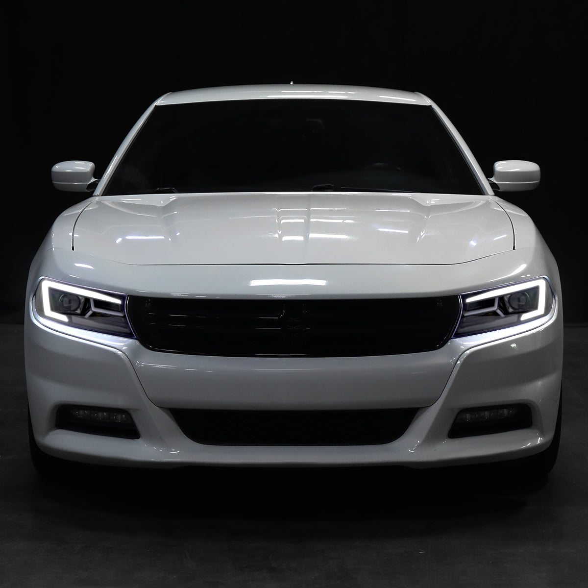 Ronnin - Compatible con Dodge Charger 2015-2023, Luces Delanteras Halógenas con Proyector y Direccionales Secuenciales LED Mejoradas, Par | Negro Brillante