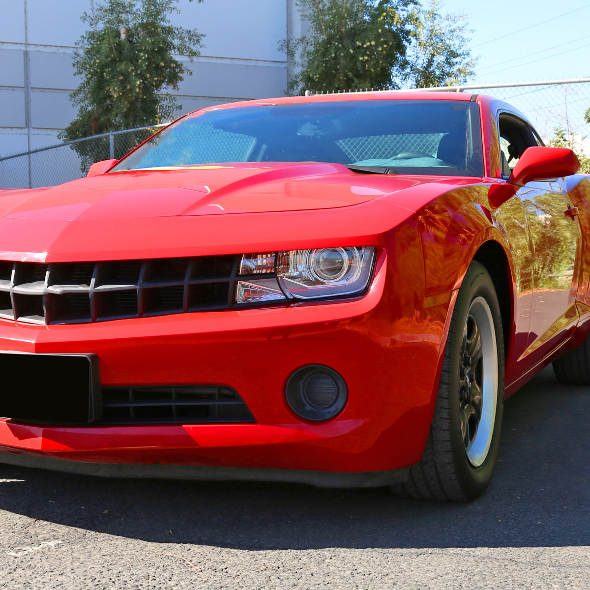 Ronnin - Compatible con Chevy Camaro 2010-2013, par de conjuntos de faros delanteros tipo proyector halógeno con tubo de luz LED de circulación diurna mejorado | Cromado