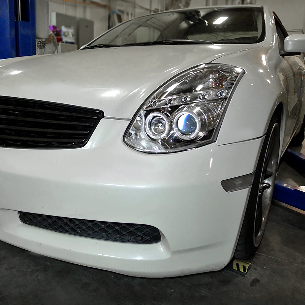 Ronnin - Compatible con Infiniti G35 Coupé 2 puertas 2003-2007 Faro proyector Xenón LED con doble halo | Cromado