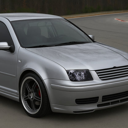 Ronnin - Se adapta a Volkswagen Jetta MK4 de 1999-2005 Faros delanteros con proyector de tubo LED ensamblados mejorados + par de faros antiniebla | Negro ahumado