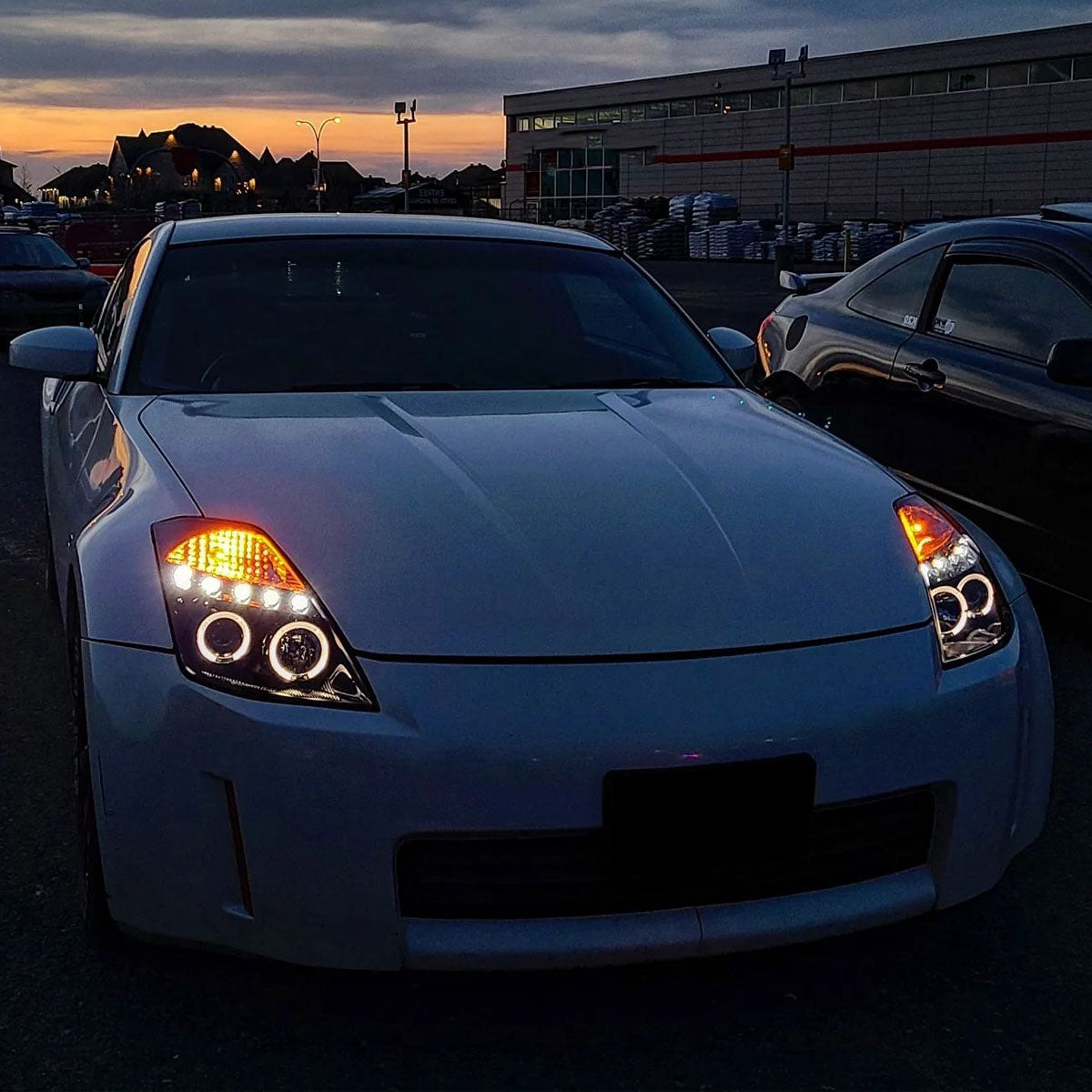 Ronnin - Fits 2003-2005 Nissan 350Z Upgraded Replacement LED Dual Halo Rims Running Lights Halogen Projector Headlights Assembly Pair | Black Smoke