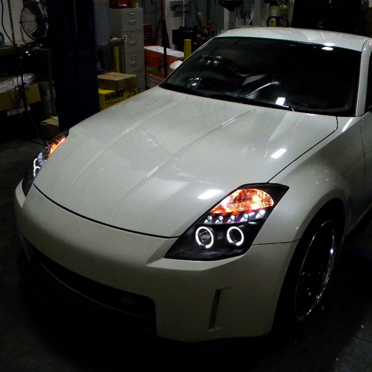 Ronnin - Fits 2003-2005 Nissan 350Z Upgraded Replacement LED Dual Halo Rims Running Lights Halogen Projector Headlights Assembly Pair | Black