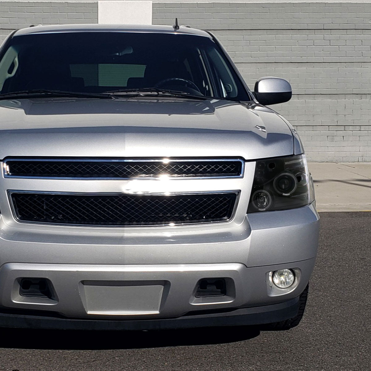 Ronnin - Se adapta a Chevy Avalanche Tahoe Suburban 1500 2500 2007-2014 Faros delanteros con proyector de luces de circulación LED de doble halo | Negro brillante