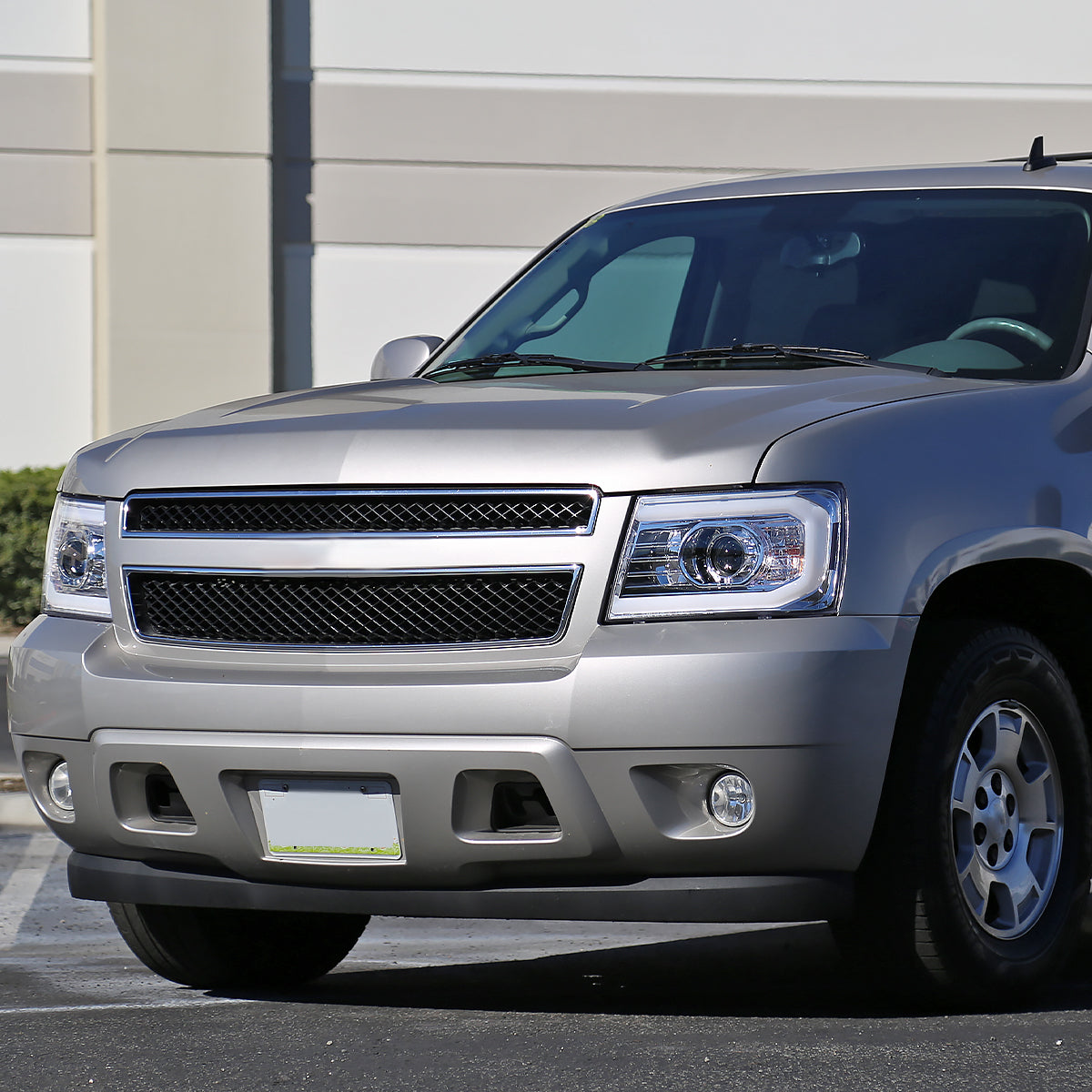 Ronnin - Fits 2007-2013 Chevy Avalanche 2007-2014 Tahoe Suburban 1500 2500 Upgraded Replacement Projector Headlights LED Tube Driving Lights Assembly Pair | Chrome