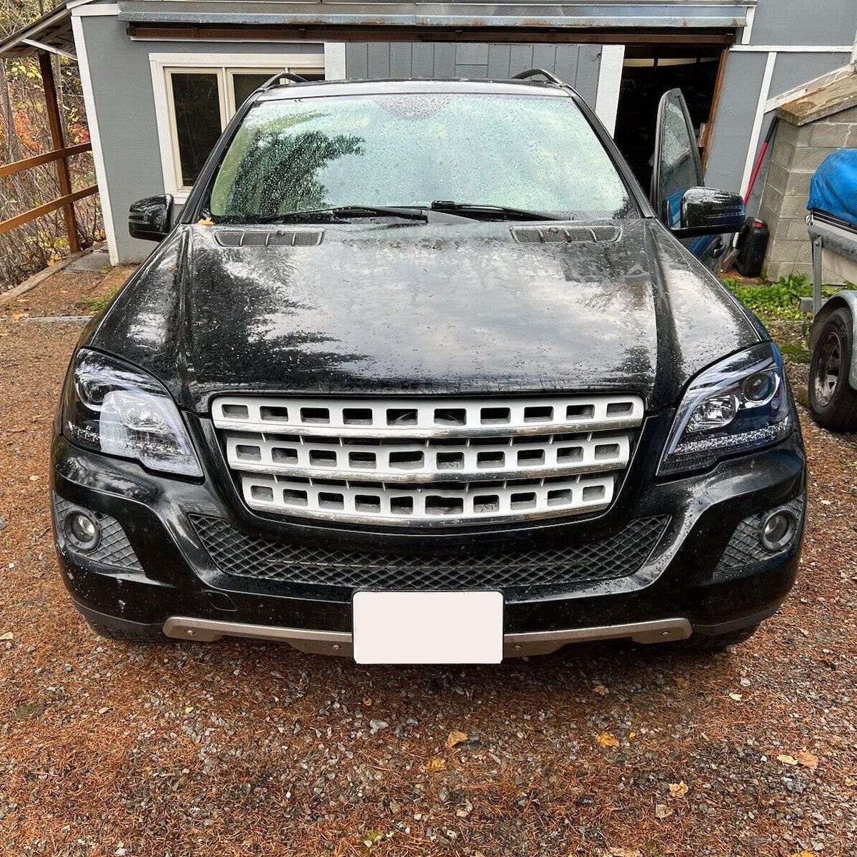 Ronnin - Fits 2009-2011 Mercedes Benz ML350 ML320 ML550 US Spec Upgraded Replacement LED Sequential Turn Signals Halogen Projector Headlights Assembly Pair | Black Smoke