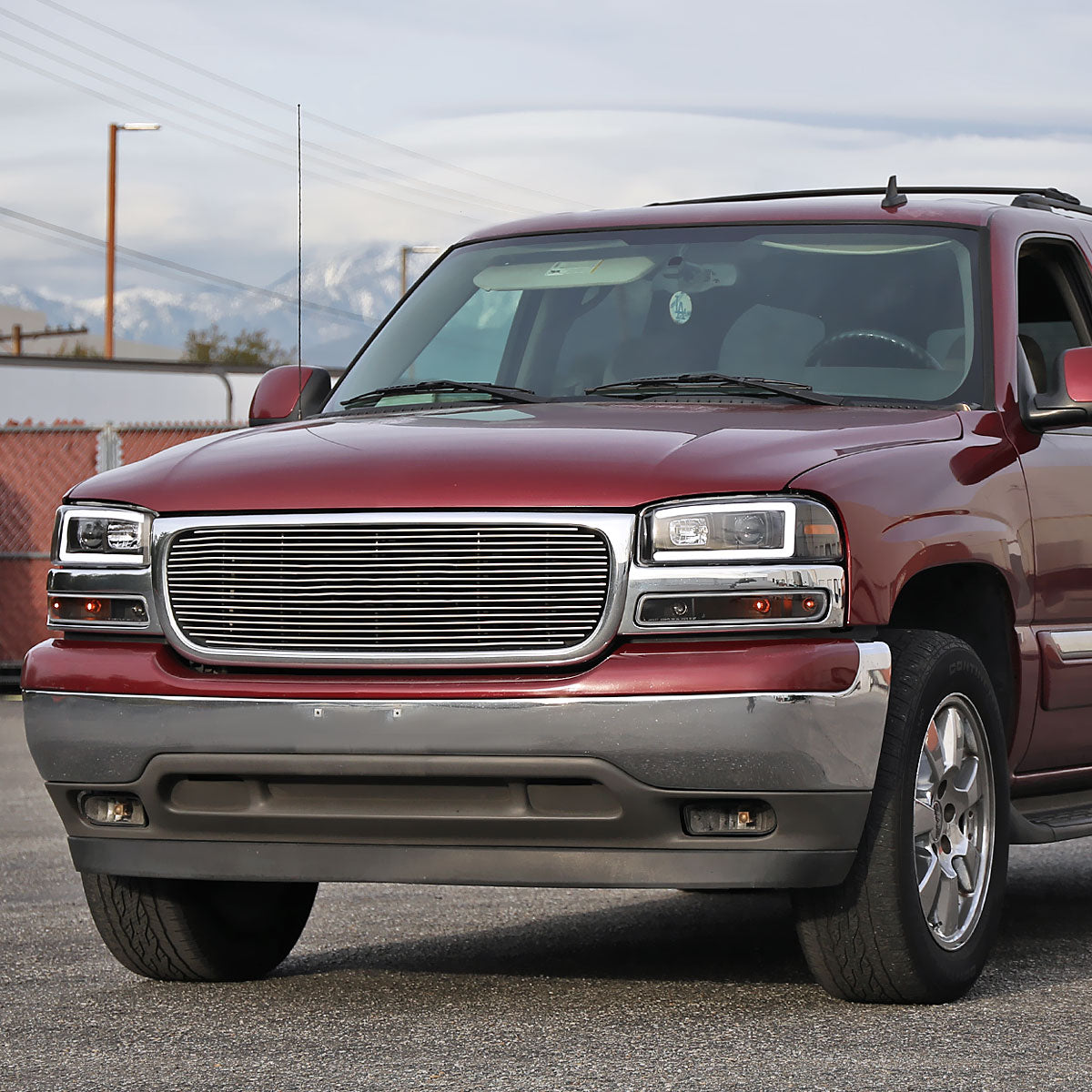 Ronnin - Fits 1999-2007 GMC Sierra Yukon XL Denali Upgraded Replacement LED Tube Running Lights Projector Headlights Assembly Pair | Black