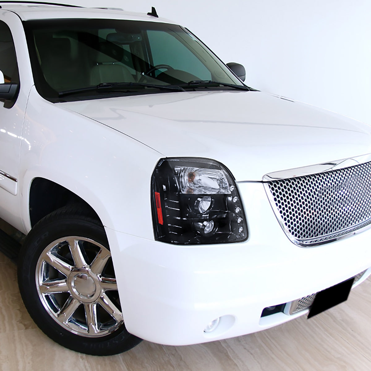 Ronnin - Se adapta a GMC Yukon XL 1500 2500 SLT Denali 2007-2014 Luces LED Proyector Conjunto de Faros Par | Negro Humo