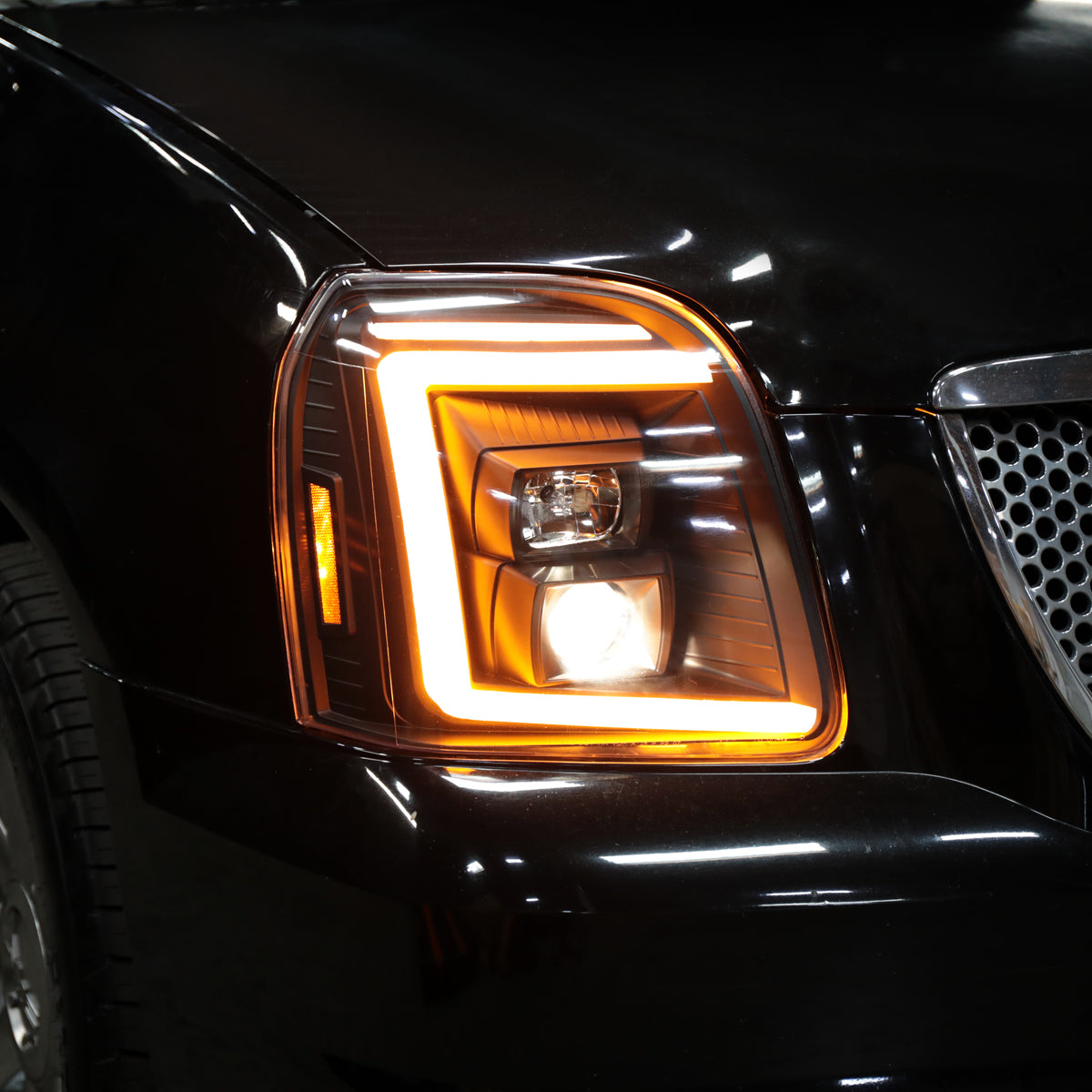 Ronnin - Fits 2007-2014 GMC Yukon XL 1500 2500 Upgraded LED Tube Switchback Sequential Turn Signal Projector Headlights Assembly Pair | Black