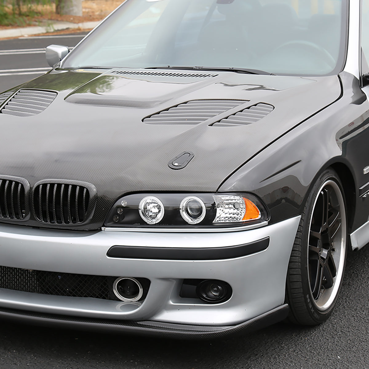 Ronnin - Compatible con BMW E39 530i 528i 525i 1996-2003 Ensamblaje de faros proyectores halógenos LED de doble aro de repuesto mejorado | Negro