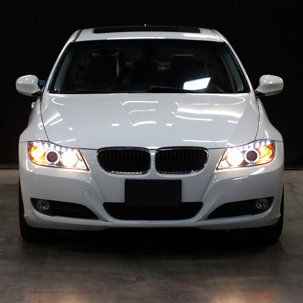 Ronnin - Fits 2006-2008 BMW 3-Series E90 325i 328i 330i E91 Wagon LED Angel Eyes Driving Lights Halogen Projector Headlights Assembly Pair | Chrome