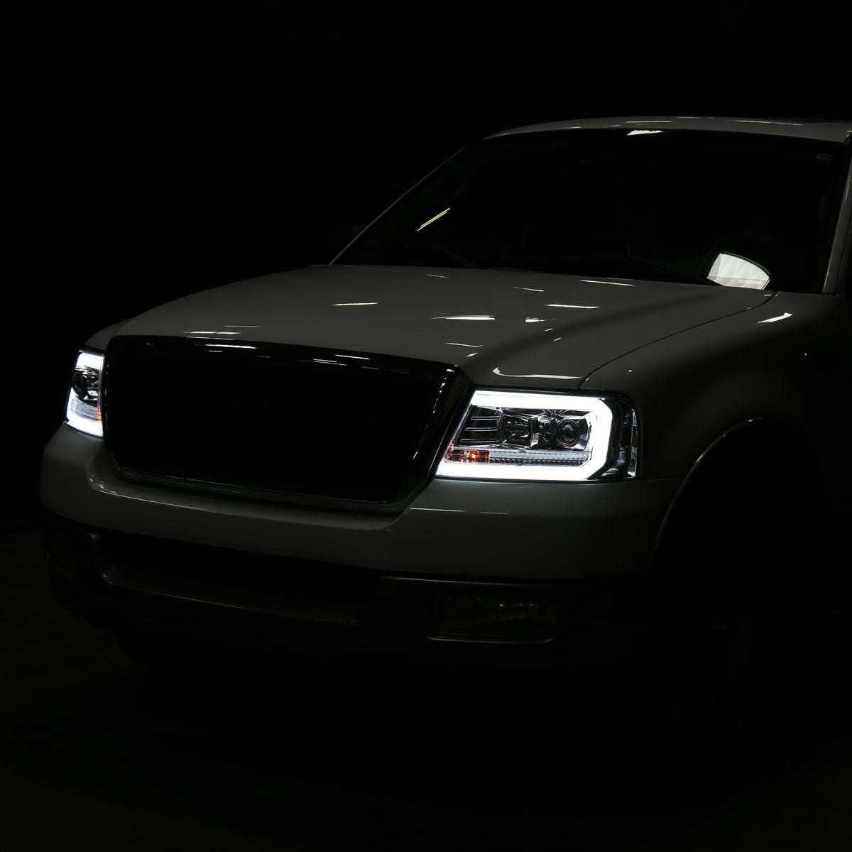 Ronnin - Fits 2004-2008 Ford F150 Lincoln Mark LT Upgraded Replacement LED Tube Driving Lights Projector Headlights Assembly Pair | Chrome