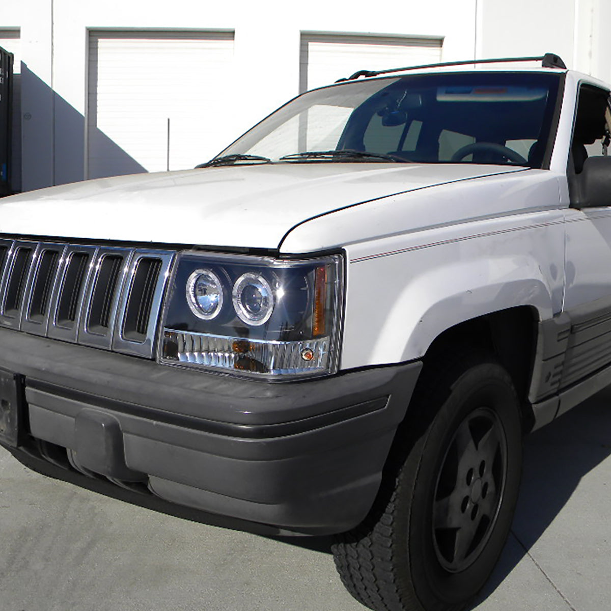Ronnin - Se adapta a Jeep Grand Cherokee de 1993-1996, faros delanteros de proyector LED de doble aro de repuesto mejorados, par | Negro