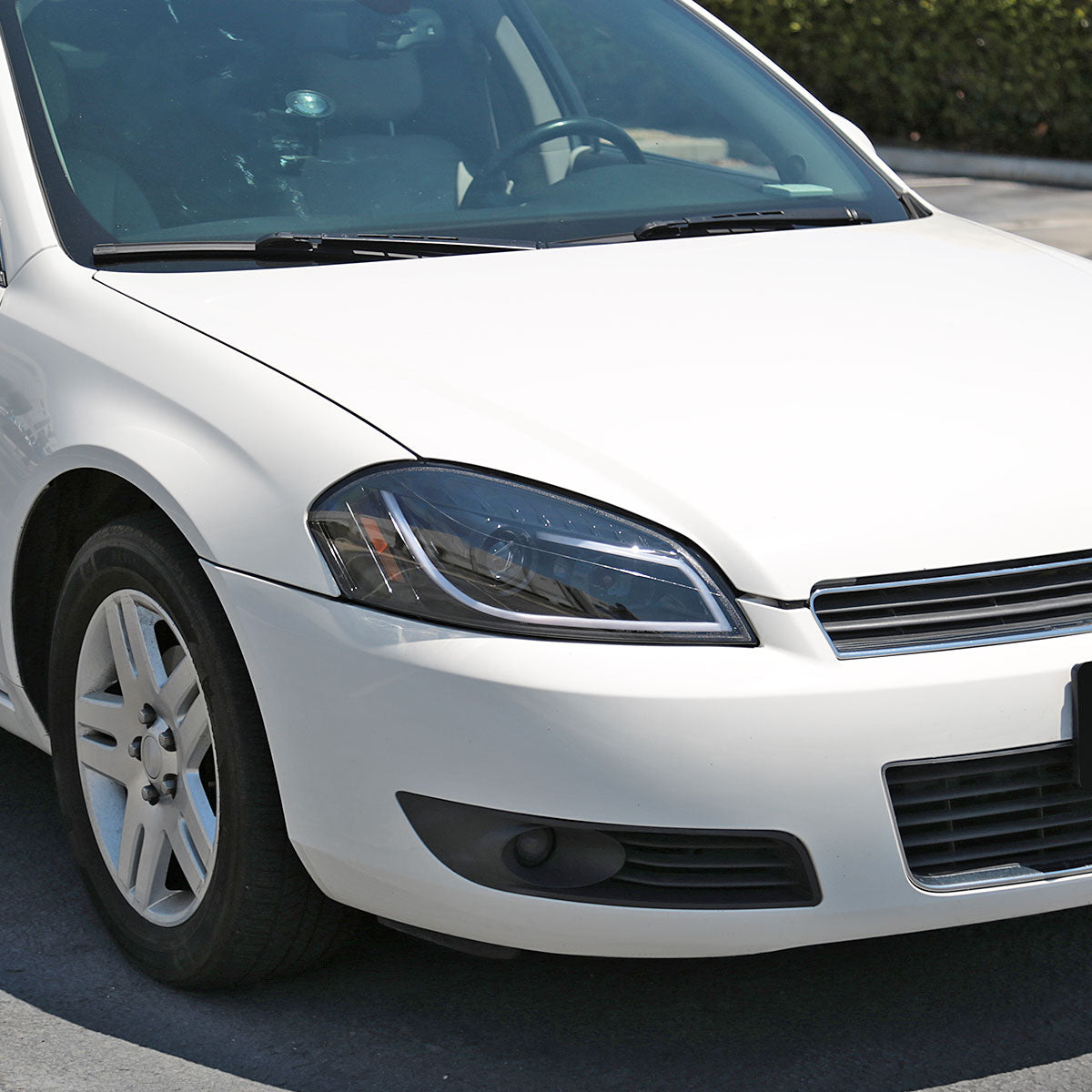 Ronnin - Fits 2006-2016 Chevy Impala 2006-2007 Chevy Monte Carlo Upgrade LED Running Light Tube Projector Headlights Assembly Pair | Gloss Black