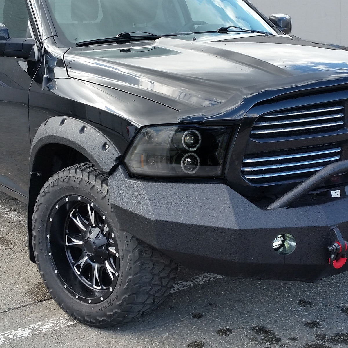 Ronnin - Fits 2009-2018 Ram 1500 2500 3500 2019-2024 Ram 1500 Classic LED Dual Halo Rims Running Lights Halogen Projector Headlights Assembly Pair | Glossy Black