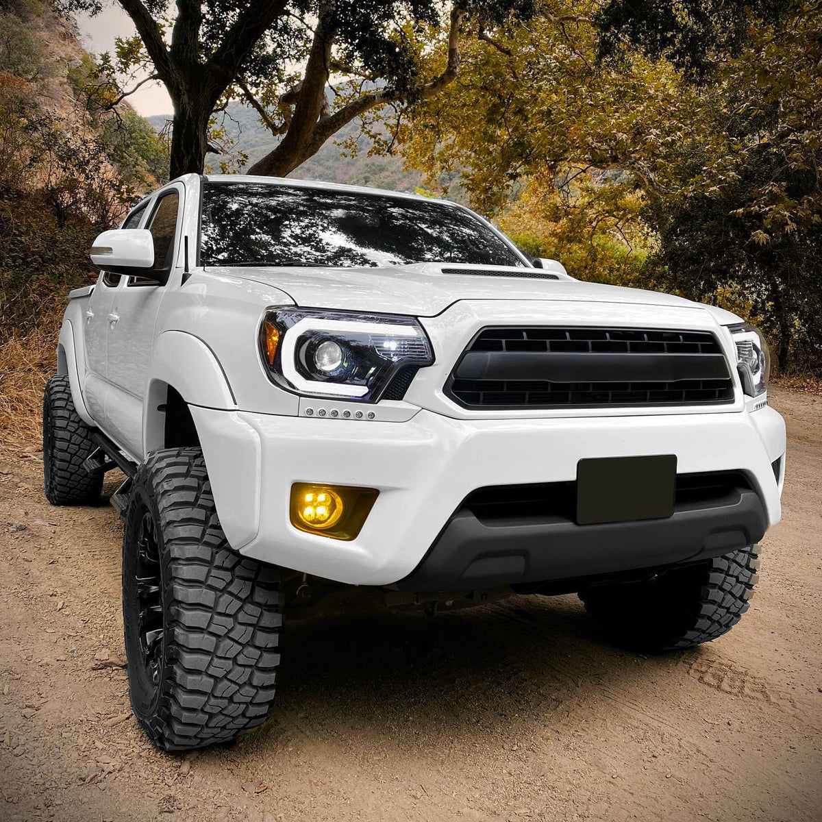 Ronnin - Fits 2012-2015 Toyota Tacoma Upgraded LED Tube Running Lights Projector Headlights Assembly Pair | Gloss Black