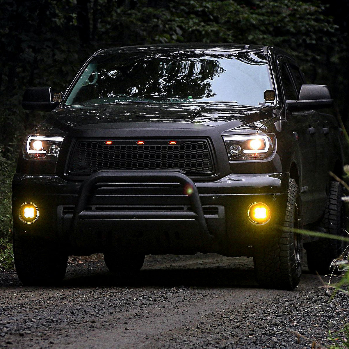 Ronnin - Se adapta a Toyota Tundra Sequoia 2007-2017 Faros delanteros con proyector de tubo de luz LED de repuesto mejorado Par | Negro brillante