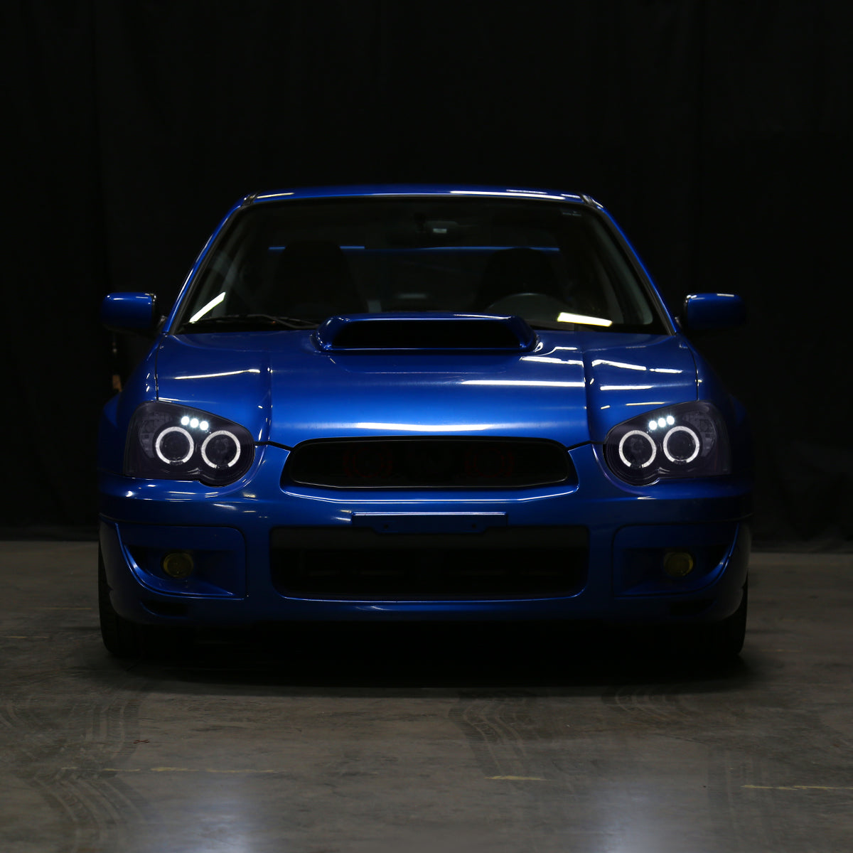 Ronnin - Fits 2004-2005 Subaru Impreza Upgrade LED Dual Halo Rims Projector Halogen Headlights Assembly Pair | Black Smoke