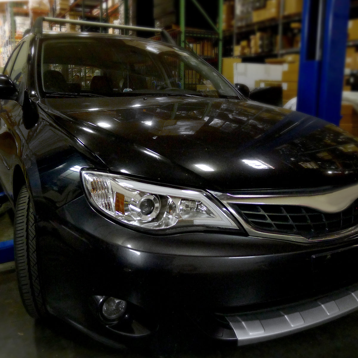 Ronnin - Compatible con Subaru Impreza WRX Outback Sport 2008-2014, faros delanteros halógenos con proyector de tubo de luz LED, par | Cromado