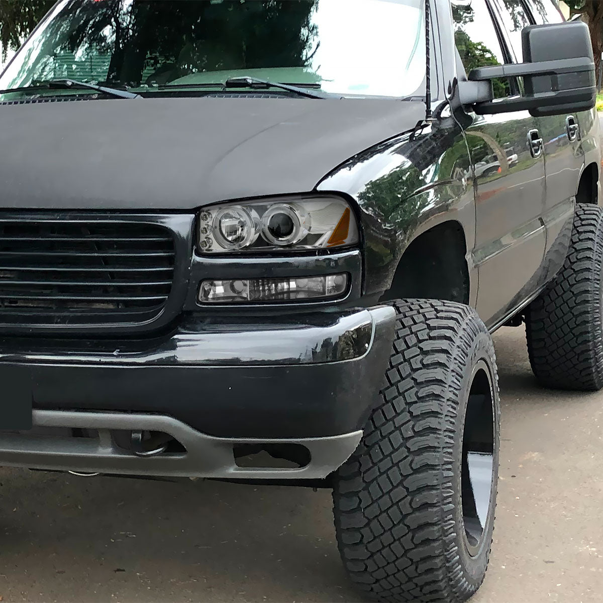 Ronnin - Compatible con GMC Yukon XL Sierra Classic 1999-2007, faros delanteros con proyector de LED mejorados con doble aro halo y luces diurnas + conjunto de luces de parachoques estilo B | Cromo
