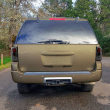 Ronnin - Fits 2003-2006 Ford Expedition Upgrade Tail Lights Assembly Replacement Pair | Smoke