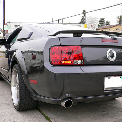 Ronnin - Conjunto de luces traseras de repuesto de fábrica para Ford Mustang 2005-2009 | Par | Rojo