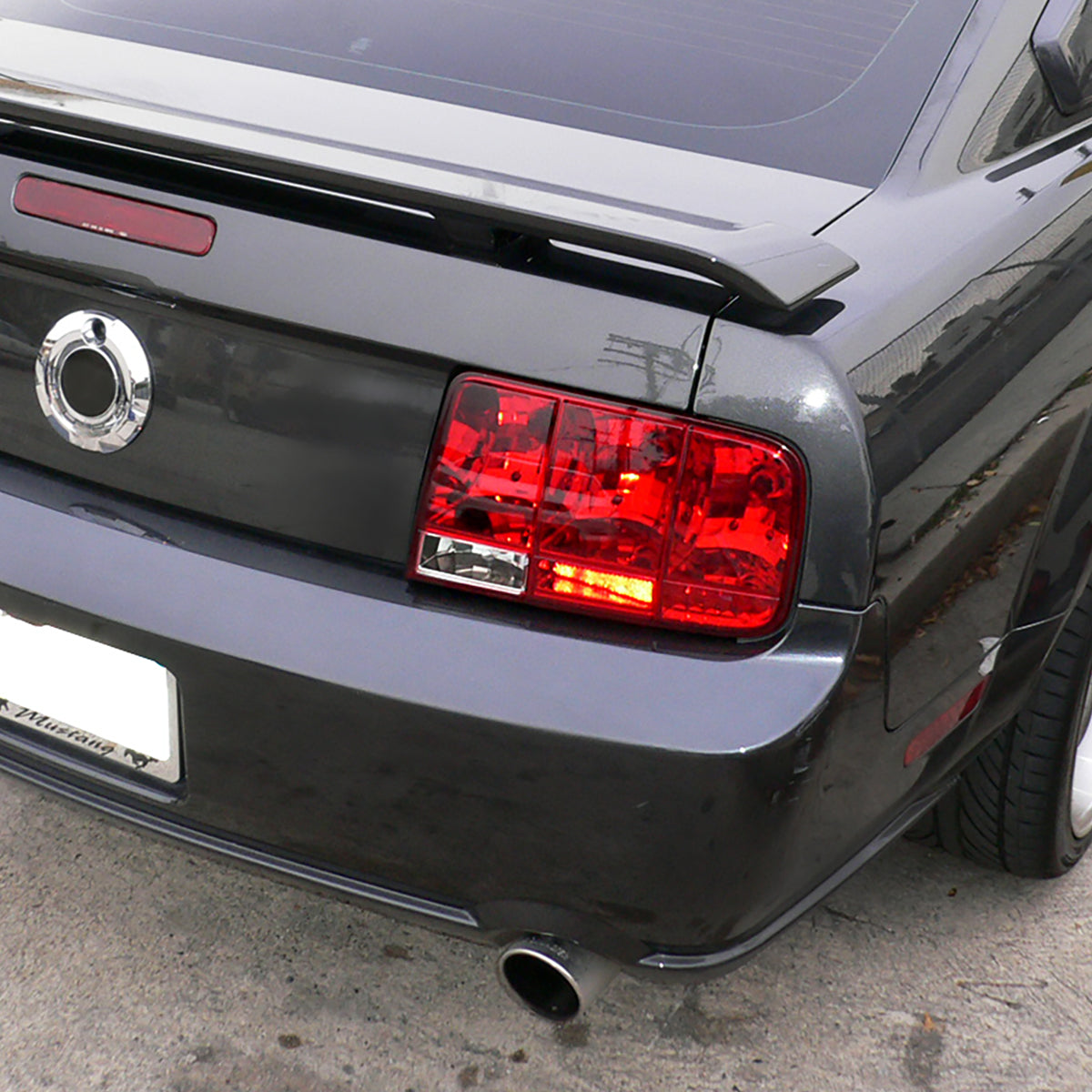 Ronnin - Conjunto de luces traseras de repuesto de fábrica para Ford Mustang 2005-2009 | Par | Rojo