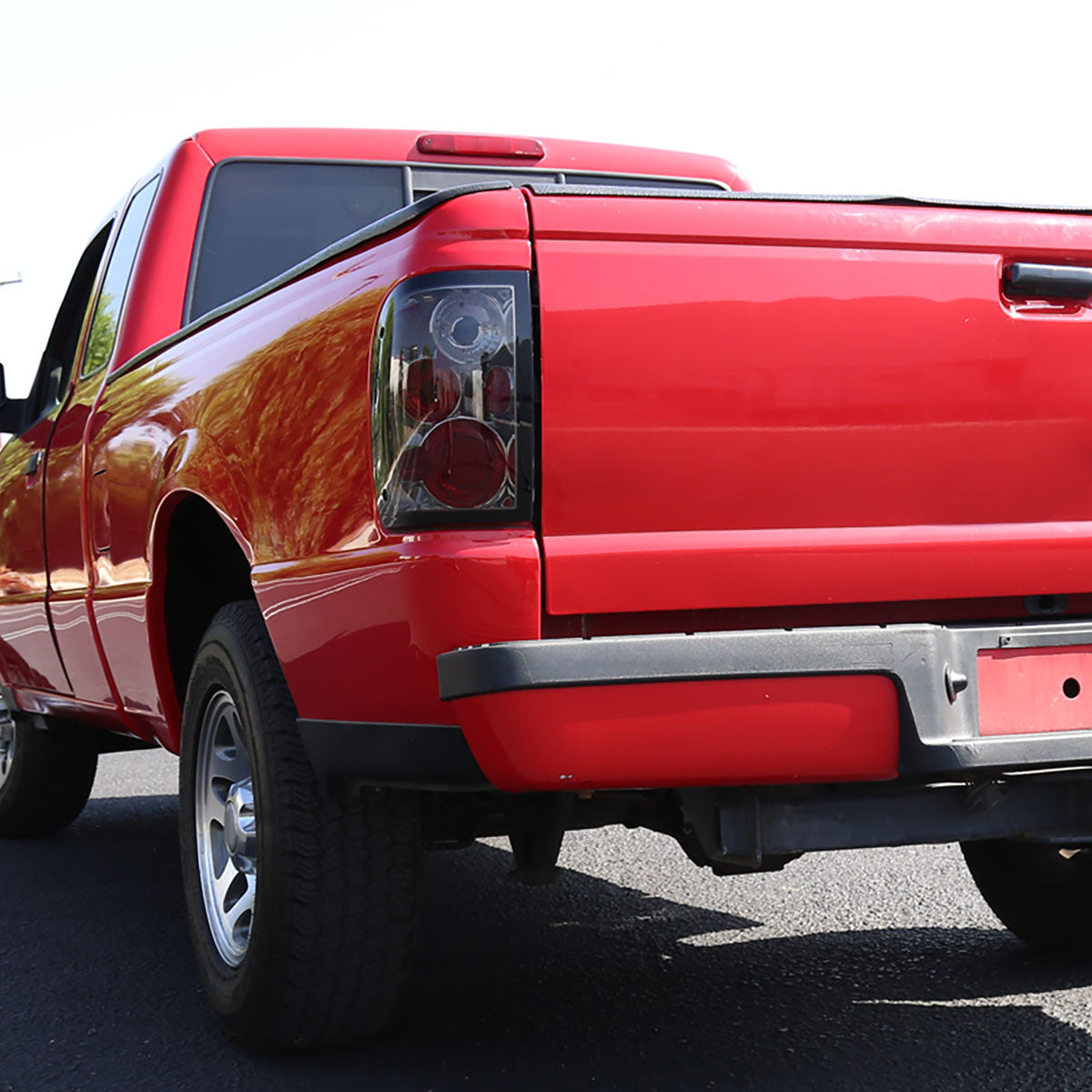 2001-2005 Ford Ranger Euro Style Replacement Tail Lights Assembly Pair | Smoke
