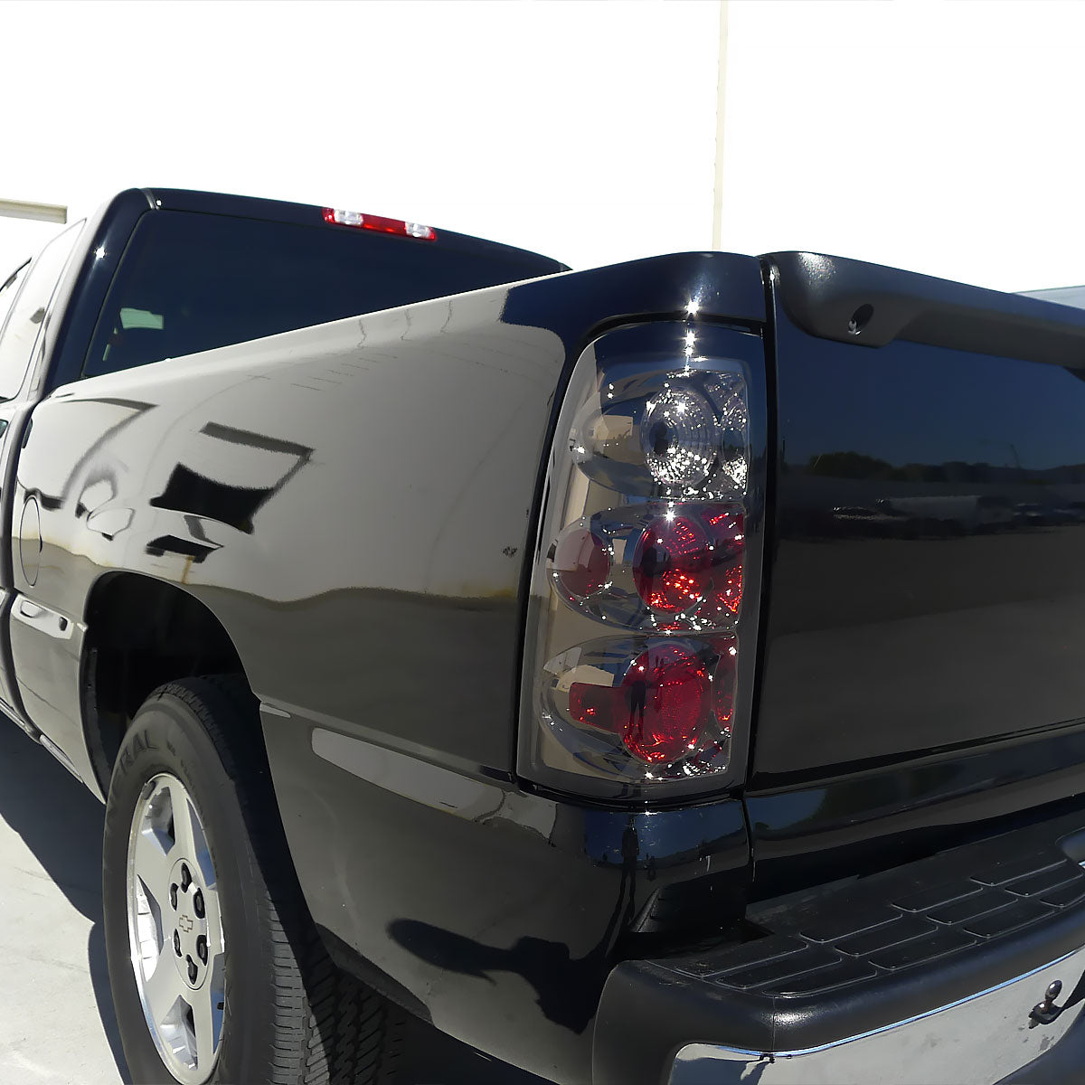 Ronnin - Compatible con Chevy Silverado GMC Sierra 1500 2500 3500 HD Classic 1999-2007 Par de luces traseras de repuesto estilo europeo | Ahumado