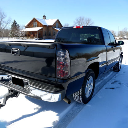Ronnin - Compatible con Chevy Silverado GMC Sierra 1500 2500 3500 HD Classic 1999-2007 Par de luces traseras de repuesto estilo europeo | Ahumado