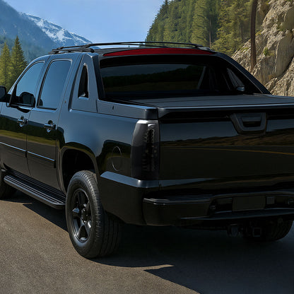 Ronnin - Compatible con Chevy Avalanche 2007-2012 Luces traseras LED integradas de freno y direccionales de repuesto Par | Humo Negro