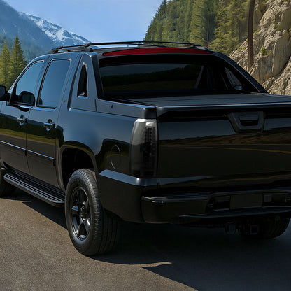 Ronnin - Compatible con Chevy Avalanche 2007-2012, luces traseras con intermitentes y frenos LED integrados, par de repuesto | Ahumado