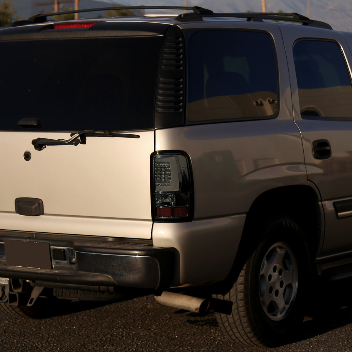 Ronnin - Fits 2000-2006 Chevy Suburban Tahoe GMC Yukon XL Denali Full LED Tail Lights Assembly Pair | Smoke