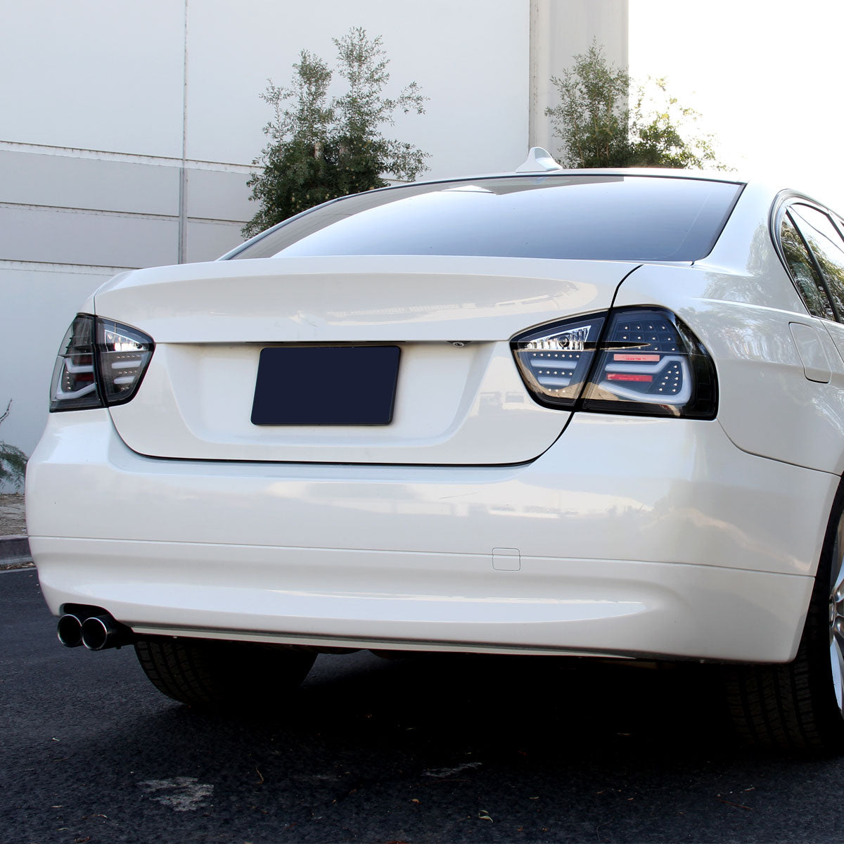 Ronnin - Fits 2006-2008 BMW E90 3-Series 325i 328i 330i Upgraded Replacement Full LED Driving Lights Tail Lamps Assembly Pair | Black