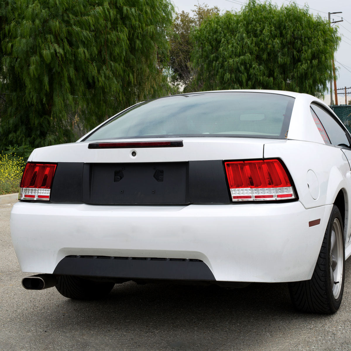 Ronnin - Compatible con Ford Mustang de 1999 a 2004, versión de EE. UU., actualización de reemplazo de luces traseras LED secuenciales, par | Rojo