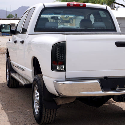 Ronnin - Compatible con Dodge Ram 1500 2500 3500 2007-2009, montaje mejorado, luces traseras con LED integrados para freno y direccionales, par | Negras