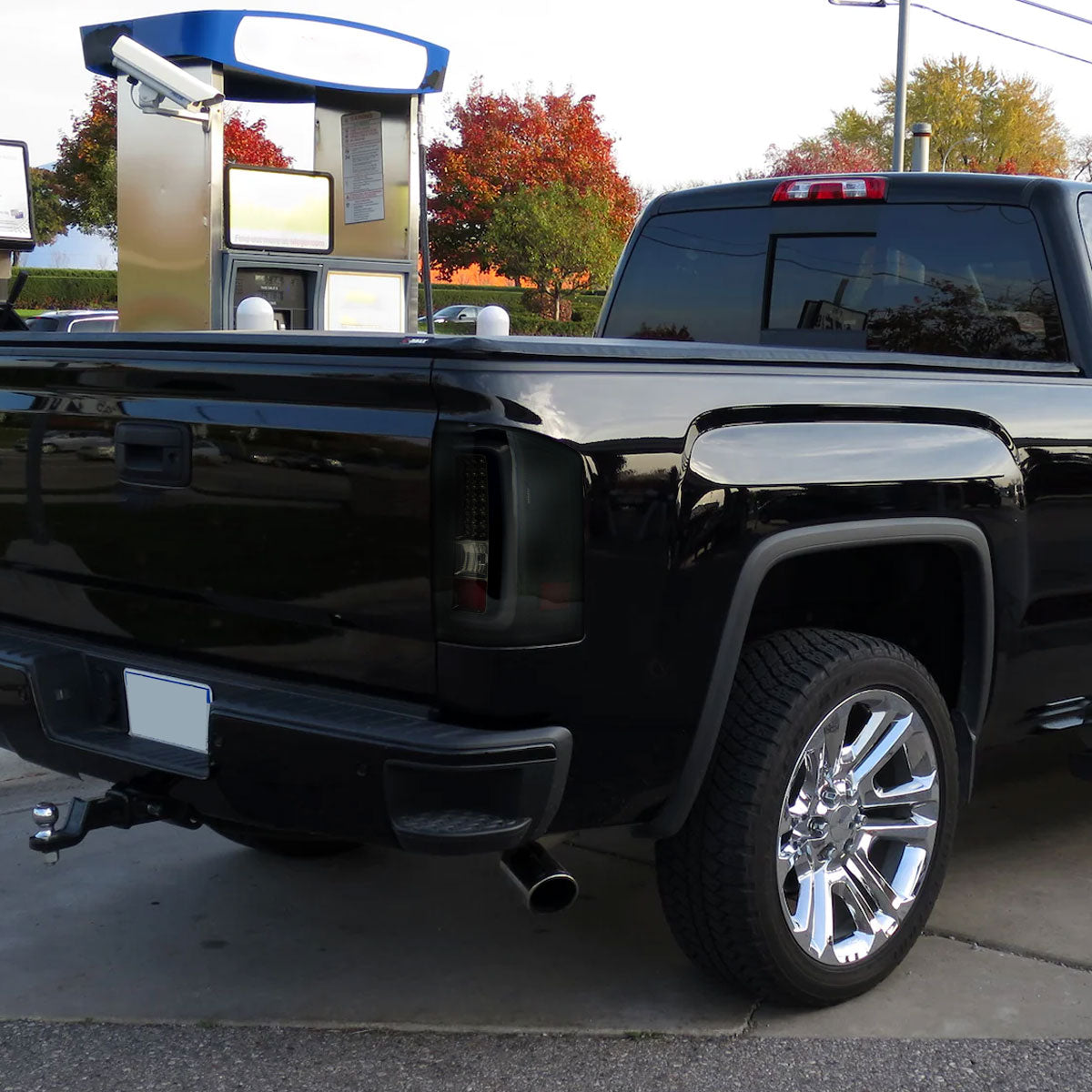 Ronnin - Compatible con GMC Sierra 1500 2500HD 3500HD 2014-2018 Luces Traseras LED Integradas con Freno y Direccionales Par | Ahumado Negro