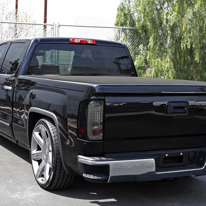 Ronnin - Se adapta a GMC Sierra 1500 2500HD 3500HD 2014-2018 Ensamblaje de luces traseras LED integradas para freno y direccionales par | Ahumado