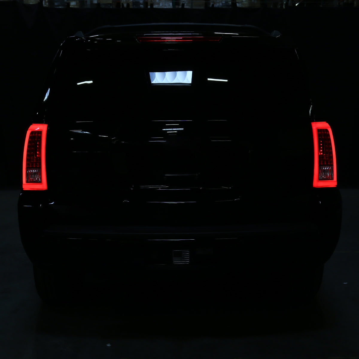 Ronnin - Compatible con Chevy Tahoe Suburban 2015-2020. Par de luces traseras LED de repuesto mejoradas | Rojo