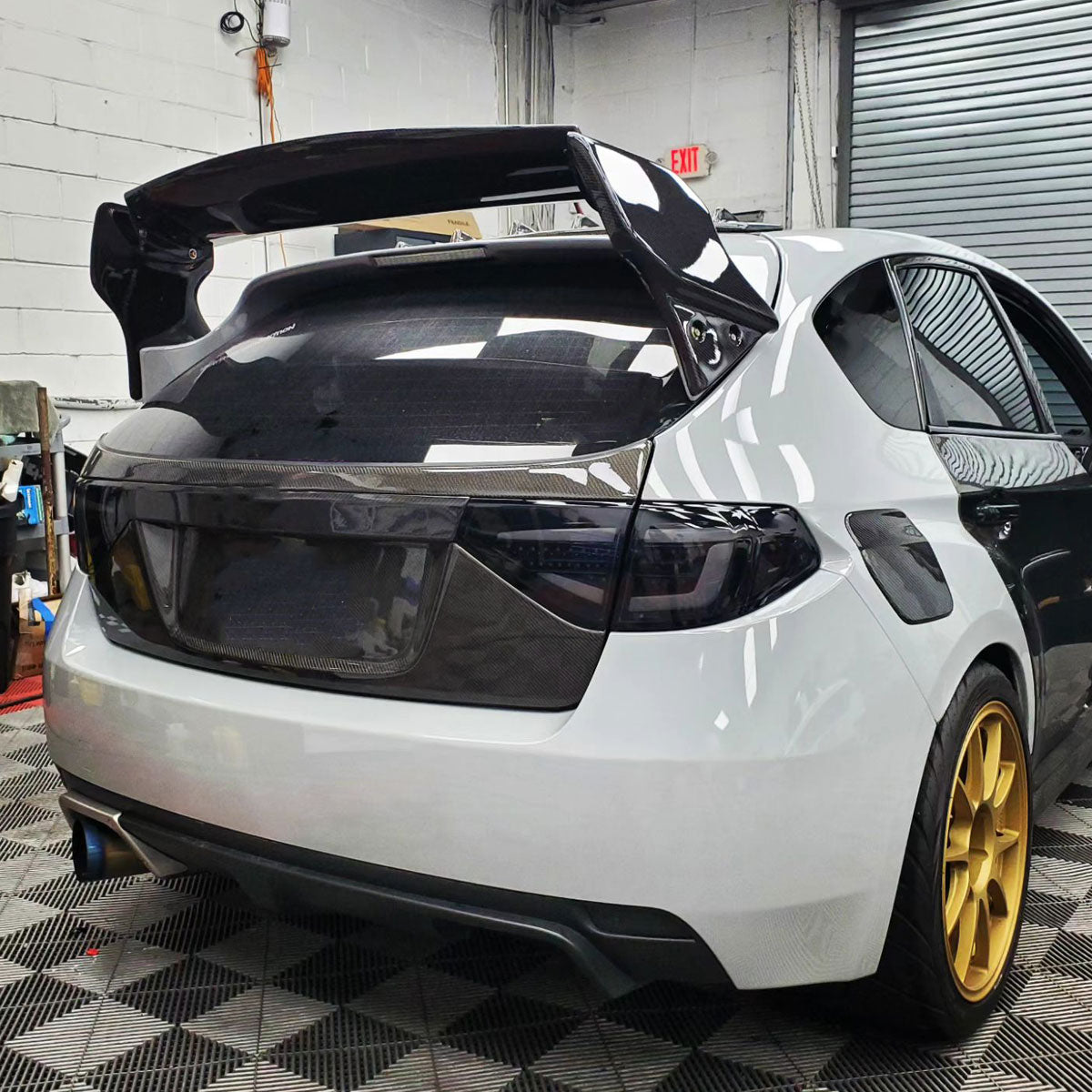 Ronnin - Compatible con Subaru Impreza Special Edition 2008-2014, luces traseras LED completas de actualización con intermitentes secuenciales, par | Negro Ahumado