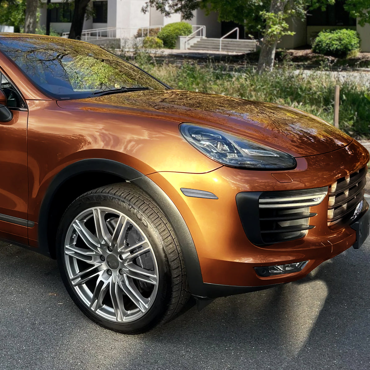Ronnin - Se adapta a Porsche Cayenne 2015-2018 Conjunto completo de luces LED de parachoques delantero y lateral (par) | Transparente